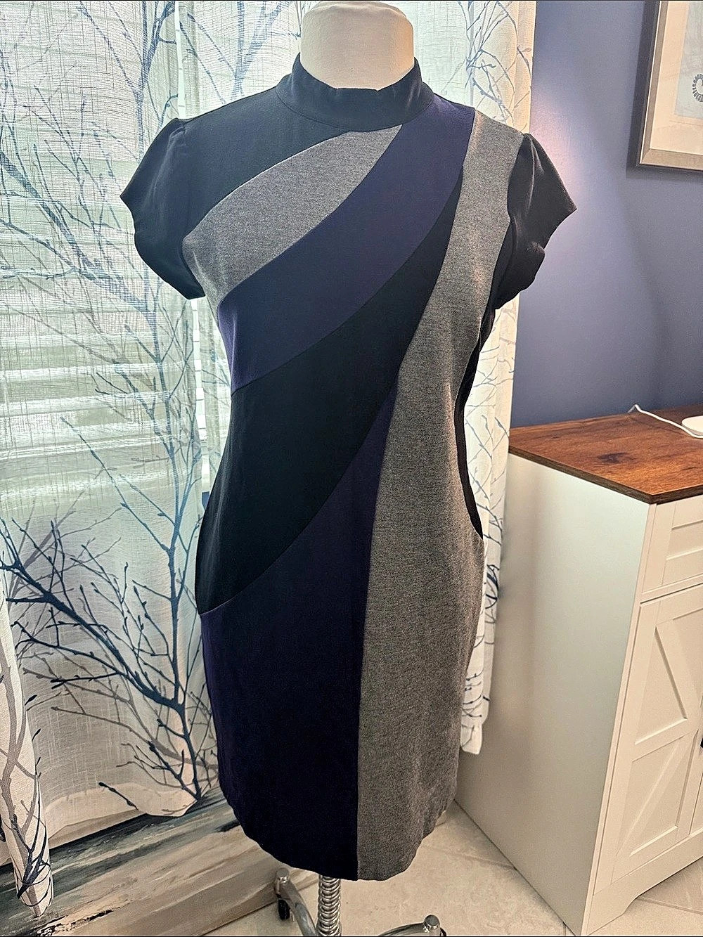 Chico’s - Travelers Collection Color Block Mini Dress Size 1.5 Like New